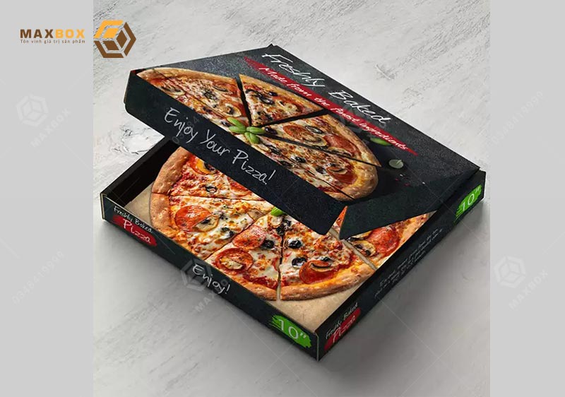 Chất liệu giấy in hộp giấy đựng pizza đảm bảo an toàn vệ sinh, đảm bảo tính thẩm mỹ.